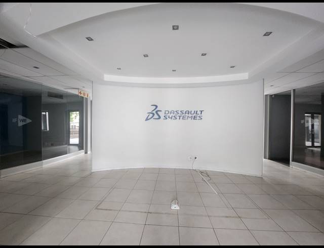 203M² OFFICE TO LET IN VORNA VALLEY